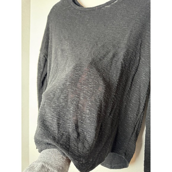 Olivaceous black long sleeve top, size medium - Picture 6 of 6